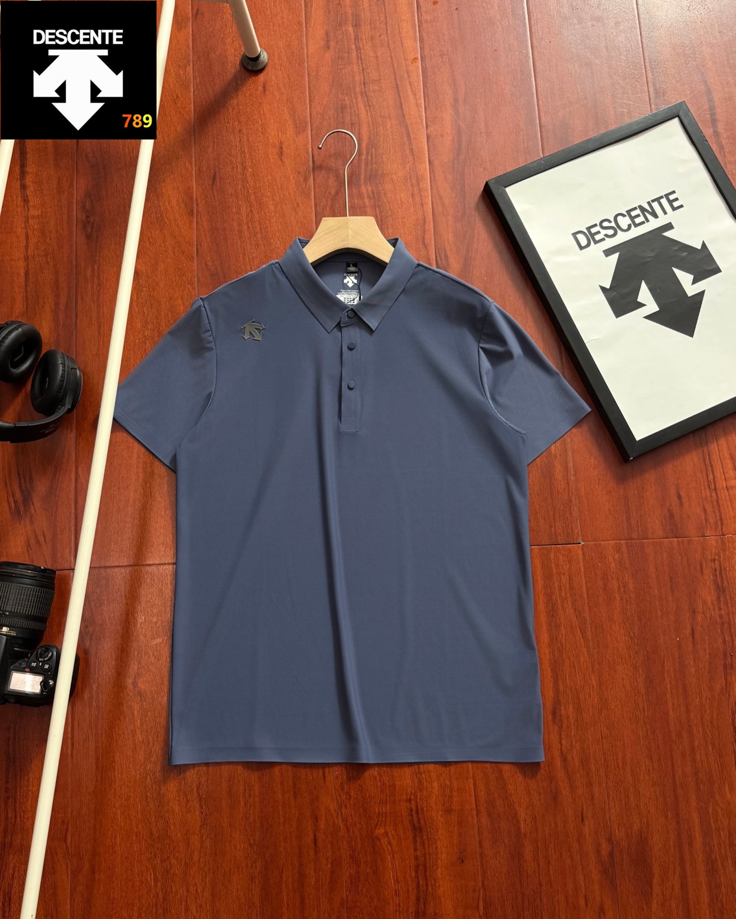 Descente Ice-Feel Half-Zip POLO Shirt view