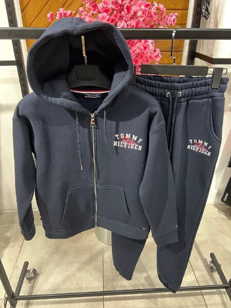 Tommy Women Apparel — 00393 view 5