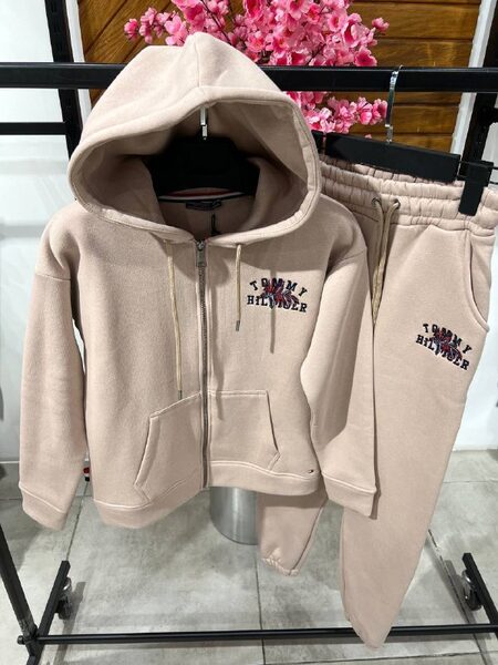 Tommy Women Apparel — 00393 view 8