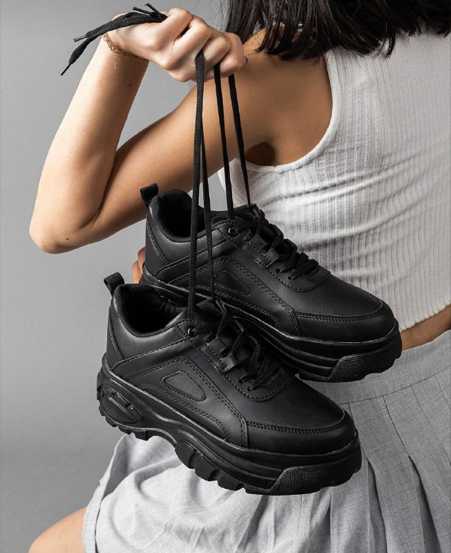 Women's Shoes — 00456