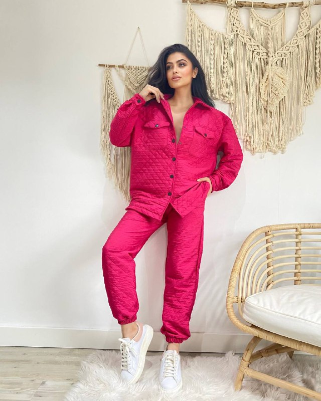 Apparel — 005010 view