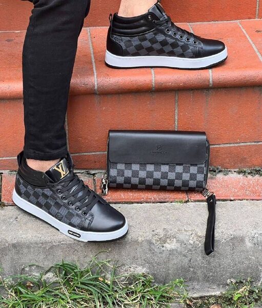Louis Vuitton Sneakers — 005021