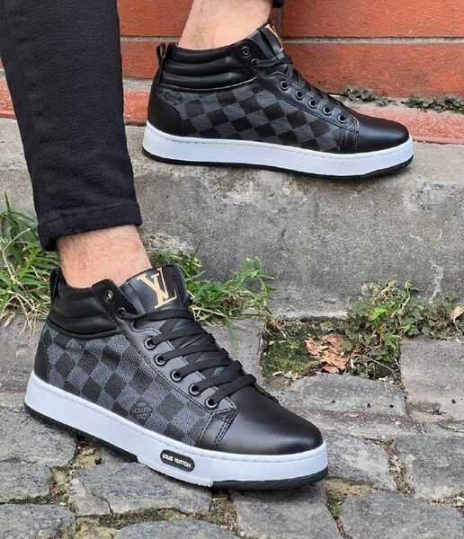 Louis Vuitton Sneakers — 005021 view 3