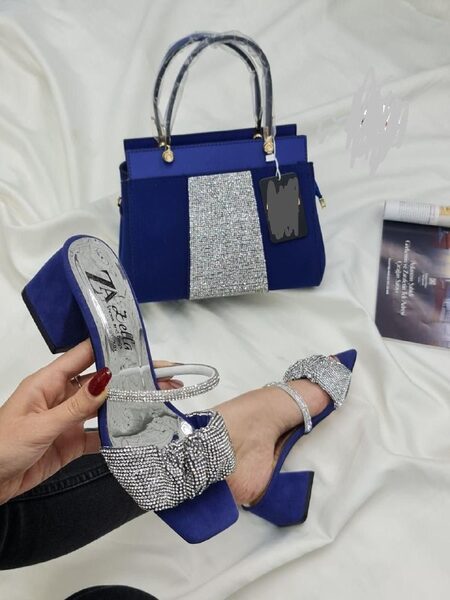 Women's Shoes — 00650
