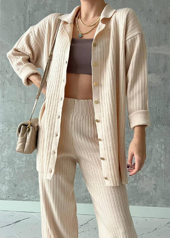 Apparel — 00662