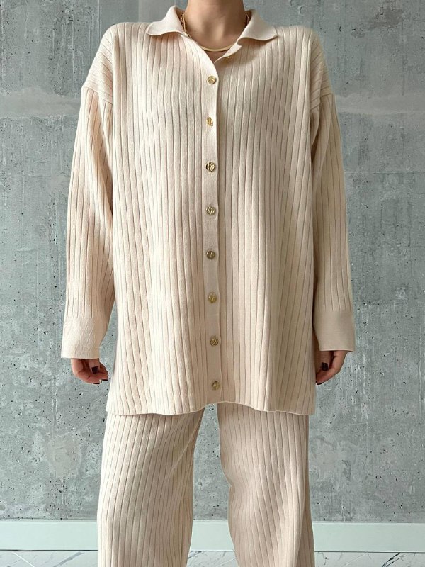 Apparel — 00662 view