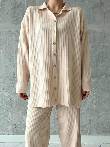 Apparel — 00662 view 2