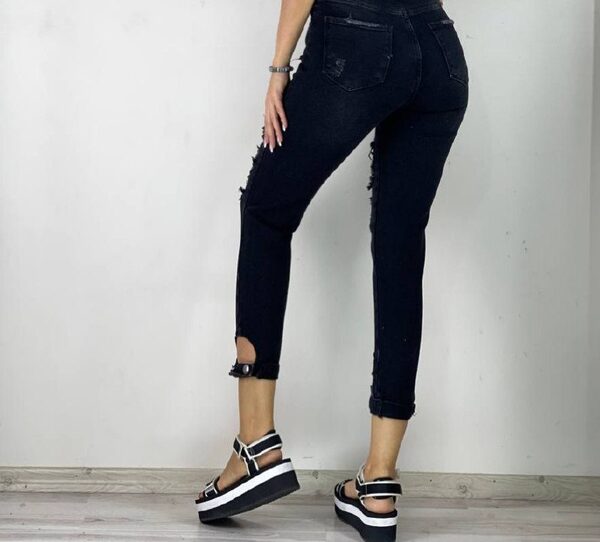 Apparel — 00885 view 3
