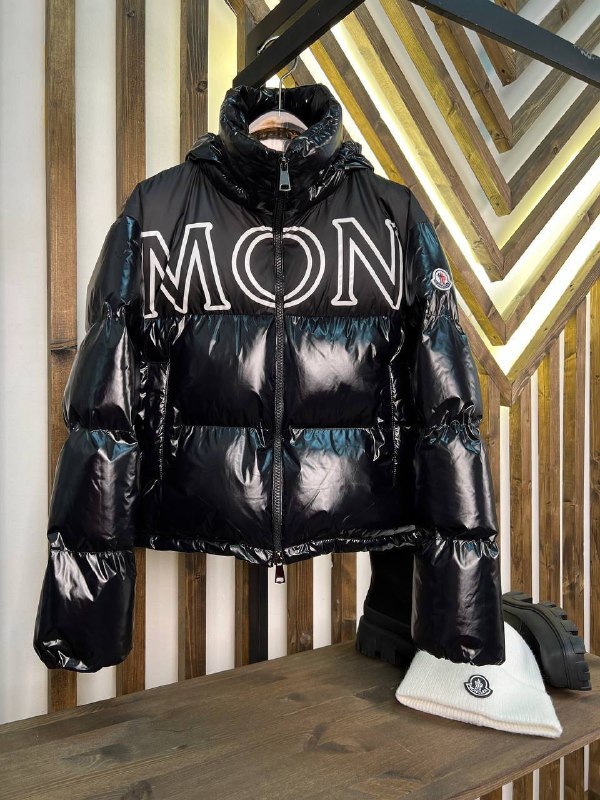 Moncler Women Apparel — 00913