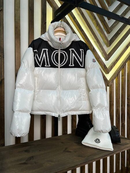 Moncler Women Apparel — 00913 view 4