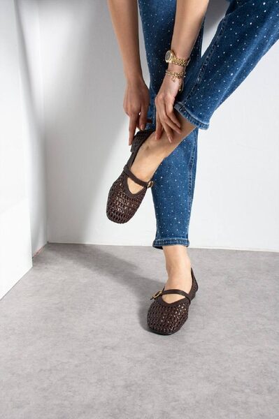 Women's Shoes — 2403 view 8