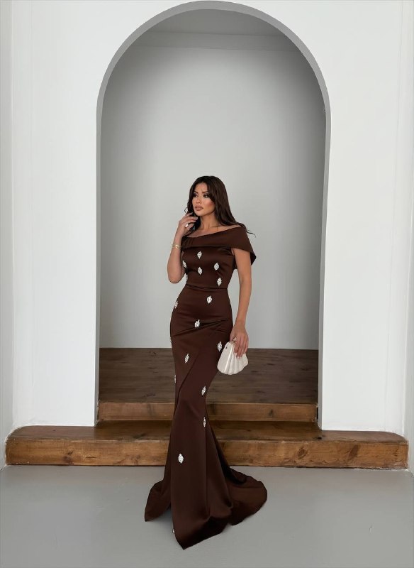 Apparel — TGA0PdtaY2e5 view