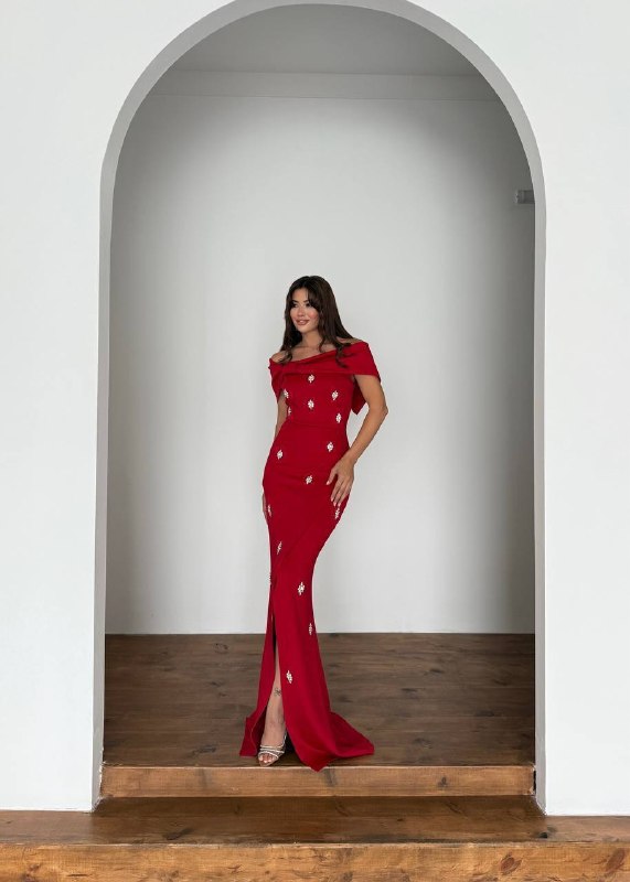 Apparel — TGA0PdtaY2e5 view