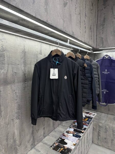 Apparel — TGA1vOuXZWxT view 4
