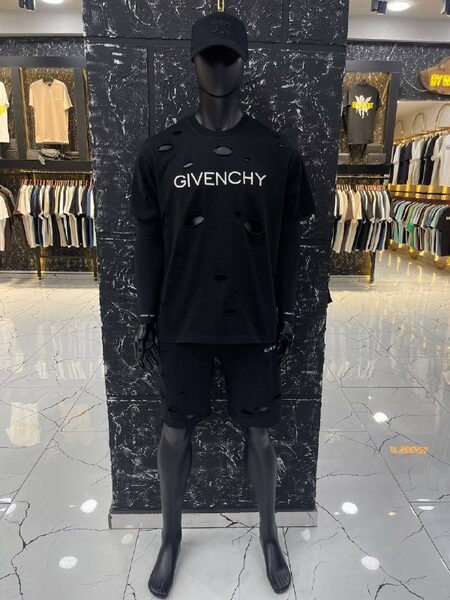 Apparel — TGA2OyPi_8HQ