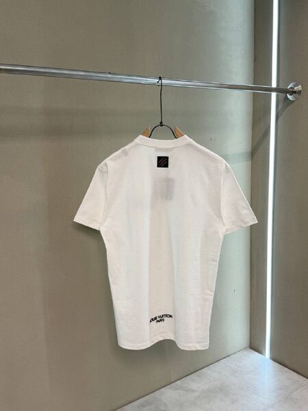 Apparel — TGA49_1S68Mj view 4