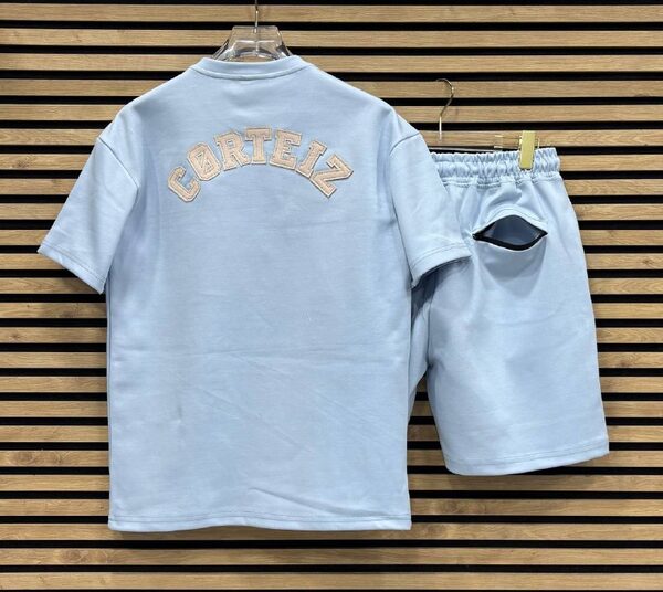 Apparel — TGAU2nIlIaQh view 2