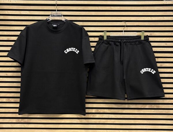 Apparel — TGAU2nIlIaQh view 3