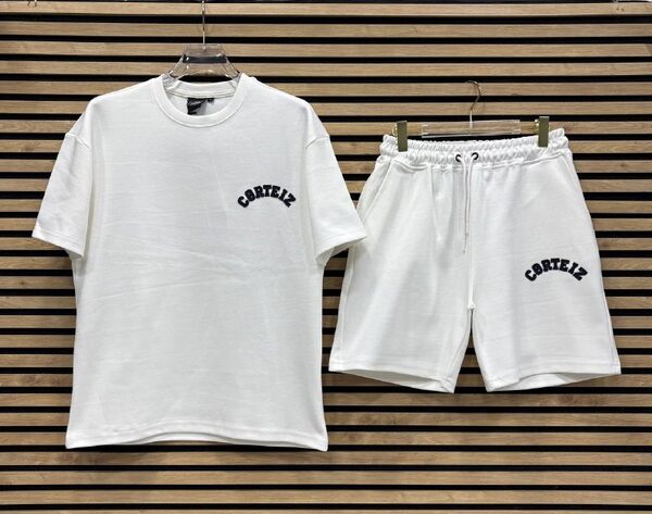 Apparel — TGAU2nIlIaQh view 5