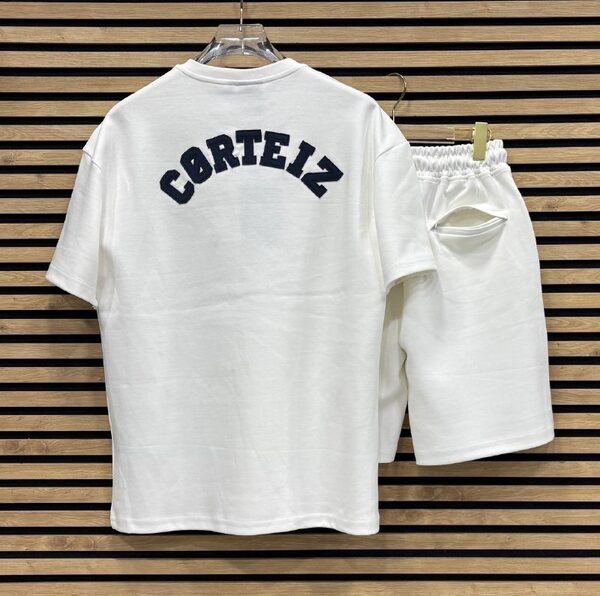 Apparel — TGAU2nIlIaQh view 6
