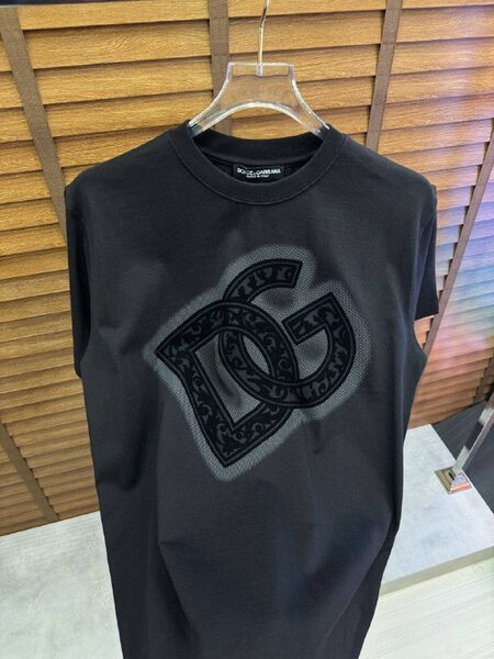 Apparel — TGAW6OUPoFSB