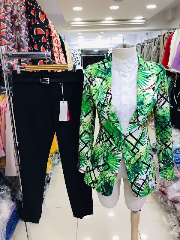 Apparel — TGAl_isSip7Y view