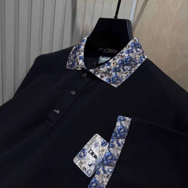 Apparel — TGAnDmW_Mxh5 view 2