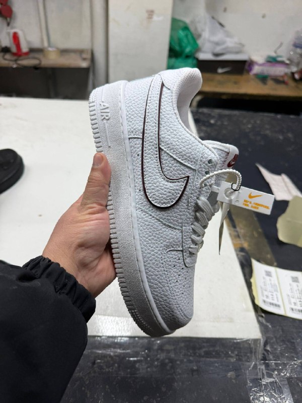 Men's Sneakers — TGAvH0tR-Ih8
