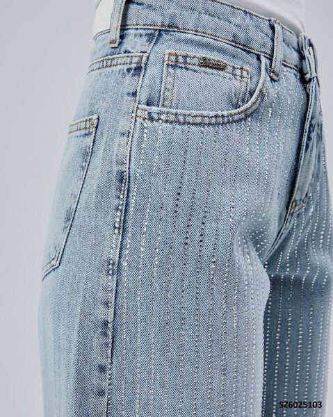 Apparel — TGAwGGT2whRc view 2