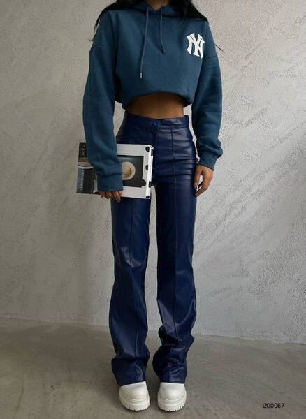 Apparel — TGAy5_xZ88sB view 4