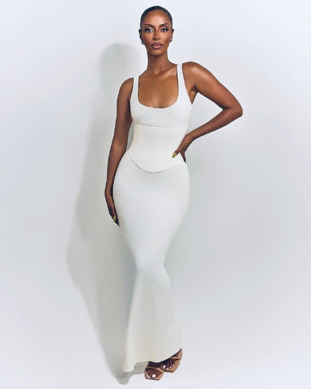 Apparel — TGBASQdT8Y1T