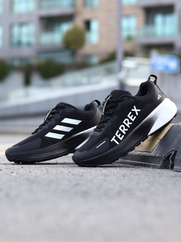 Men's Sneakers — TGBCDm75v9Fq