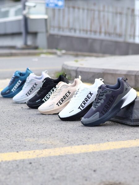 Men's Sneakers — TGBCDm75v9Fq view 2