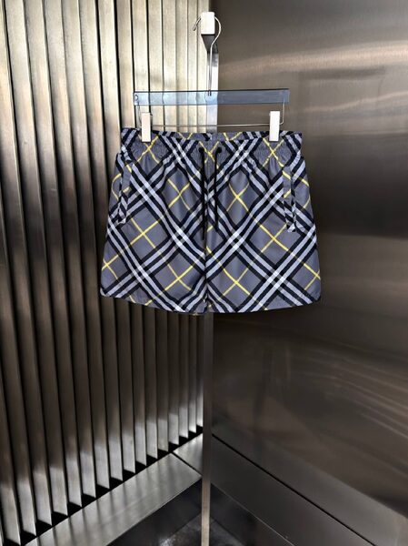 Apparel — TGBJ2k-xr8Q0