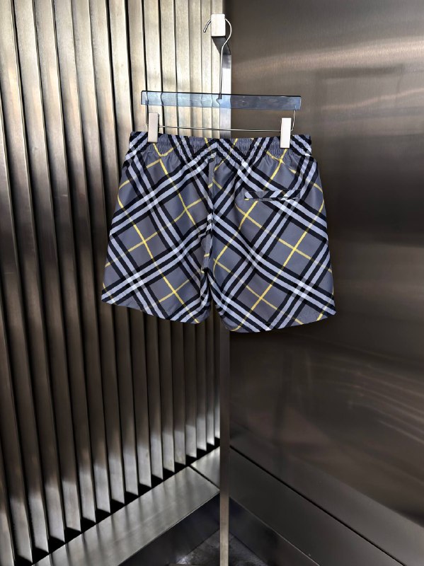 Apparel — TGBJ2k-xr8Q0 view