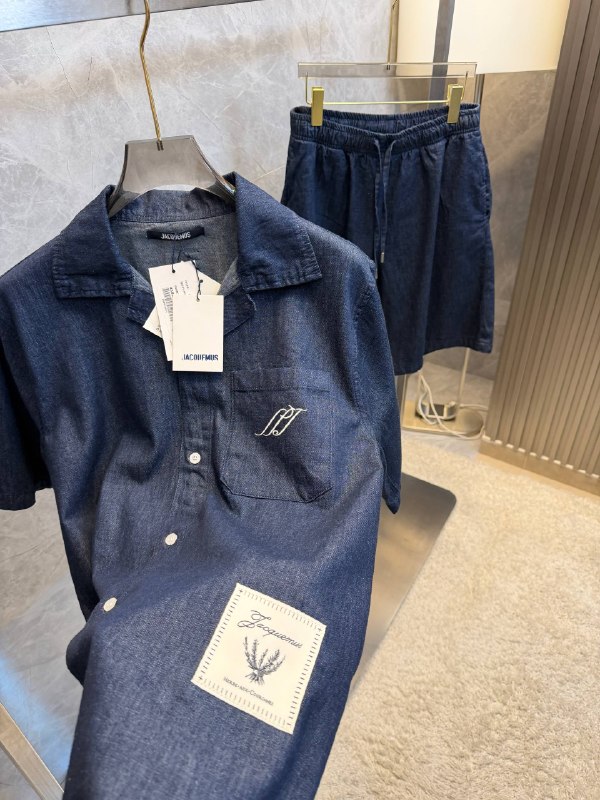 Apparel — TGBKSWAVlbBq