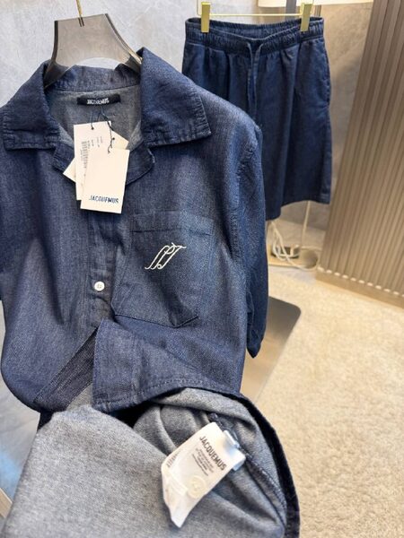 Apparel — TGBKSWAVlbBq view 2