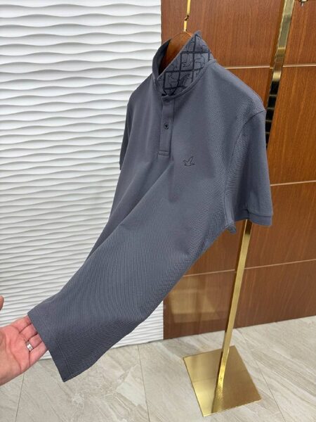 Apparel — TGBafiq6Fqwo view 2