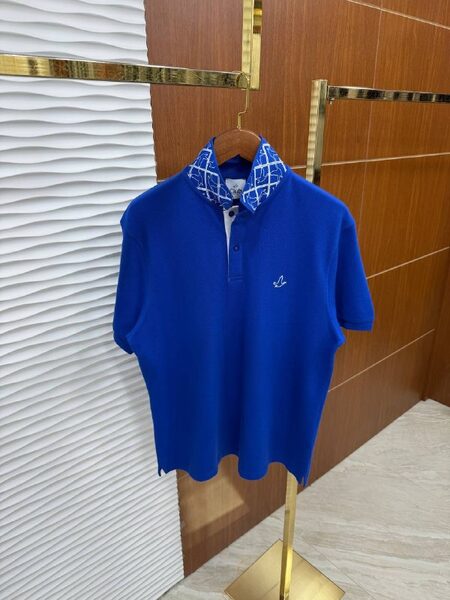 Apparel — TGBafiq6Fqwo view 4
