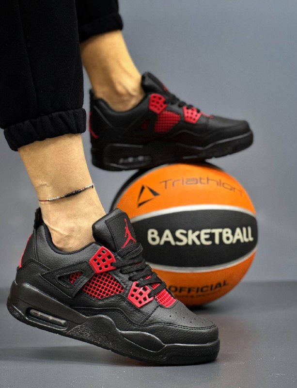 Men's Sneakers — TGBcD9p4GkD1 view