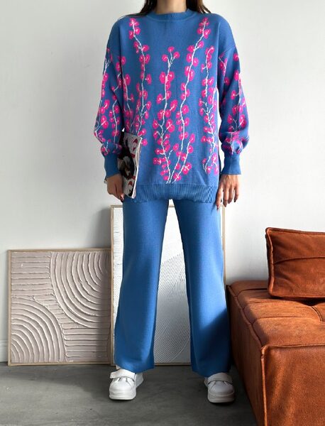 Apparel — TGBeAOU9mHPc view 4