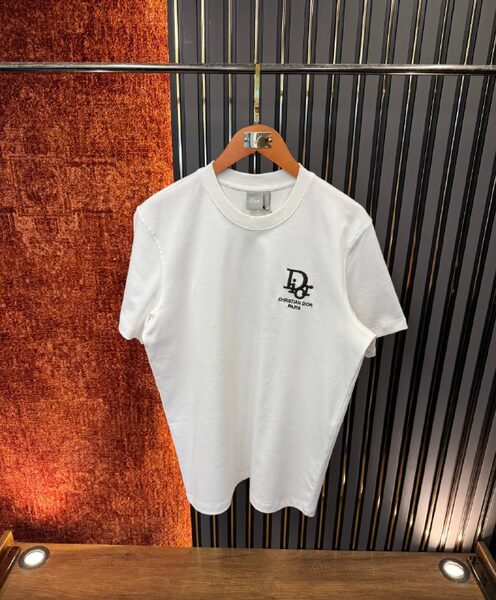 Apparel — TGBf96N6cuEx view 3