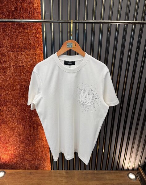 Apparel — TGBk85yuakIU view 2