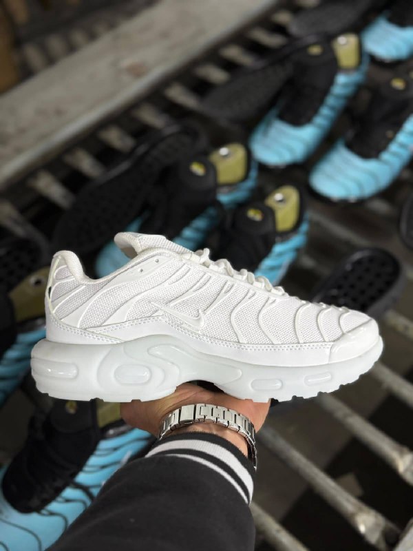 Men's Sneakers — TGBmTpec0kMg view