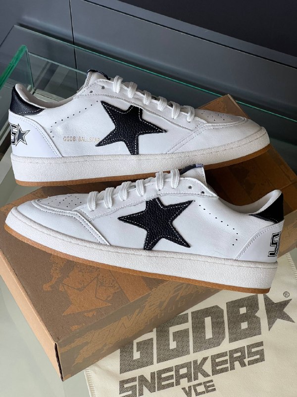 Men's Sneakers — TGBpPkz_QZv_ view