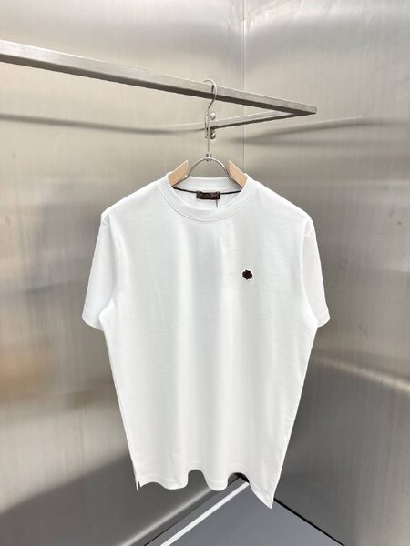 Apparel — TGBrRE7_nkyI