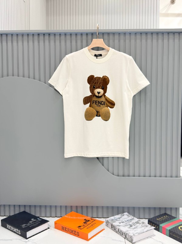 Apparel — TGBzx6P1cpDa