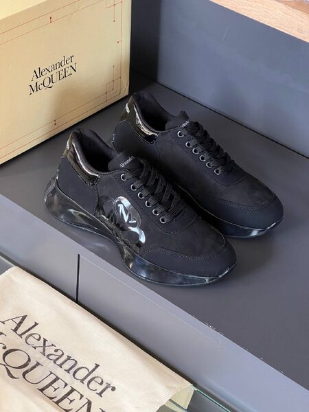 Men's Sneakers — TGC1qyN38eG1