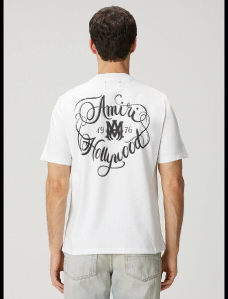 Apparel — TGC9t3M4GkF0