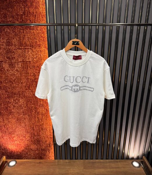 Apparel — TGCPbfxsoY2E